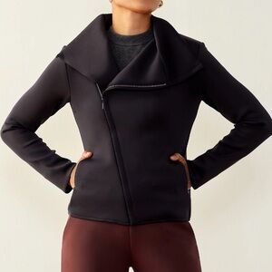 Aday Up In The Air Recycled Scuba Jacket in Black - Size Large